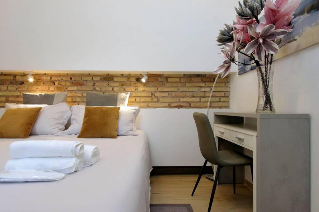 Aventino Contemporary Apartment Roma Exterior foto